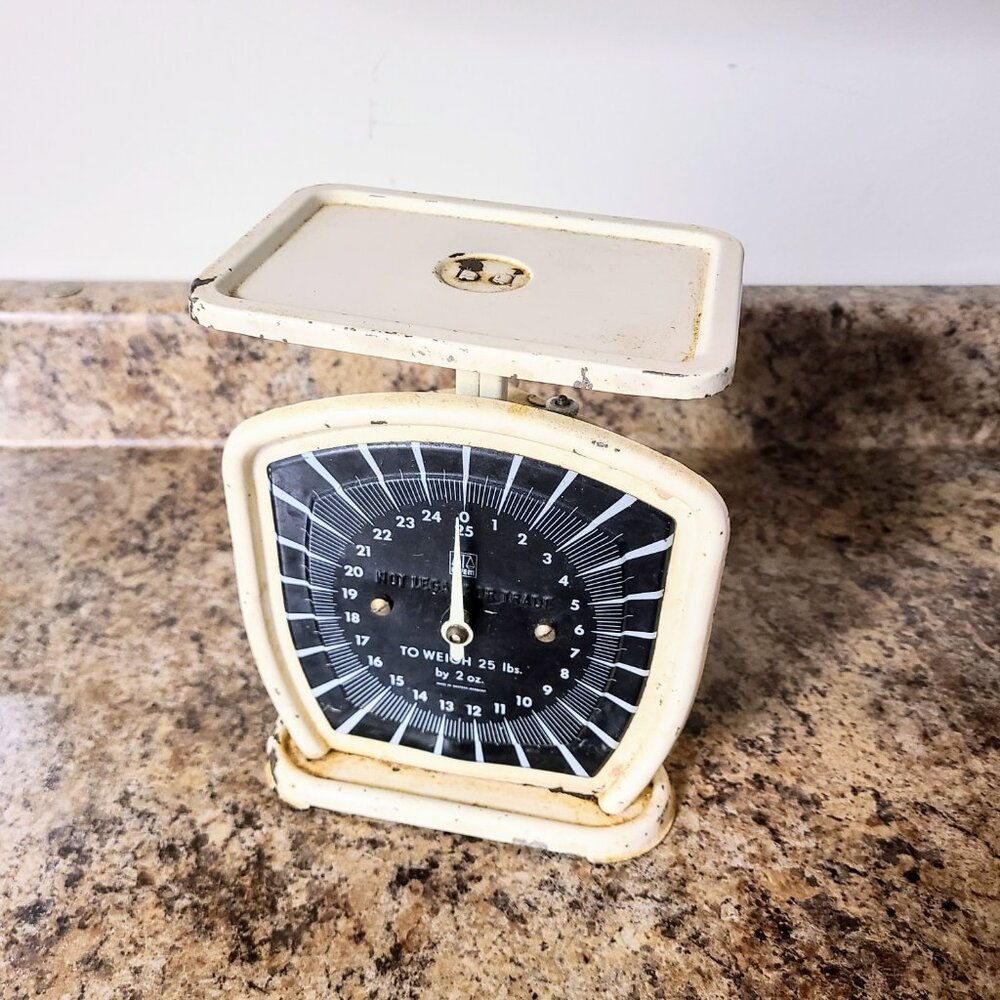 Vintage EFFEM Scale, 25 Pound Kitchen Scale, All Metal, Made In Western Germany